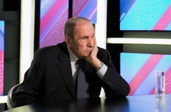 Ոնց որ տարիքով նիկոլը լիներ...